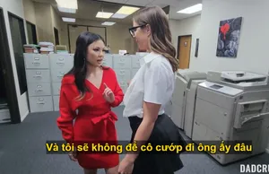 đang bị làm tình sướng âm đạo thì chồng gọi